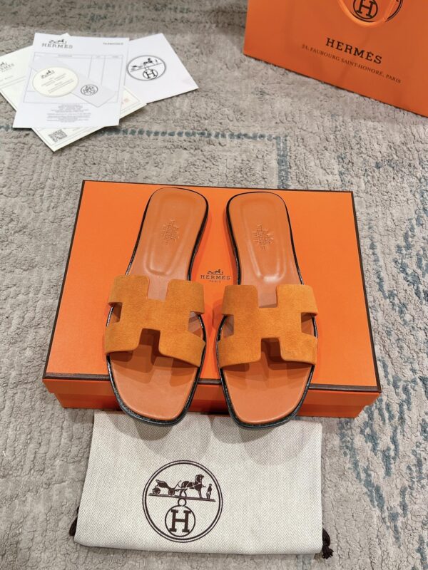 Hermes Oran Orange