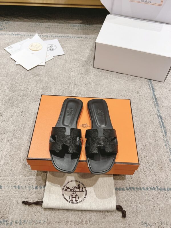 Hermes Oran Noir