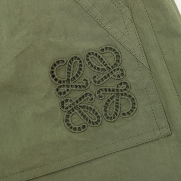 Short Loewe Kaki – Image 2