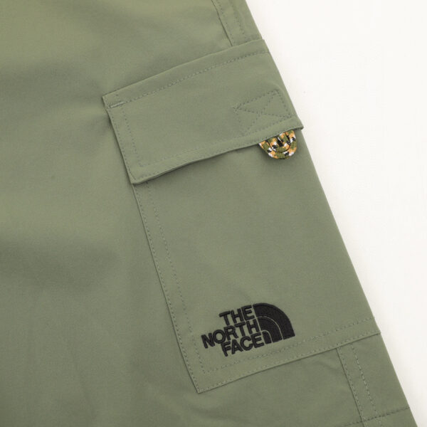 Short The North Face kaki – Image 2