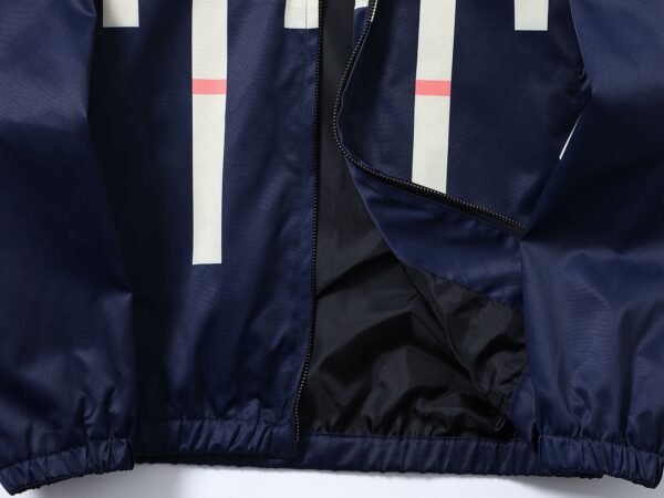 Kway Burberry Blue – Image 7